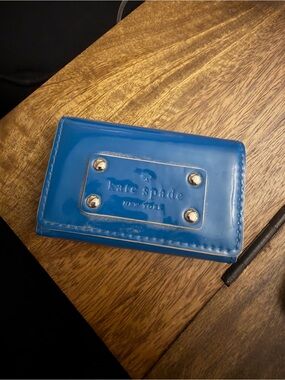kate spade glossy blue patent leather card case